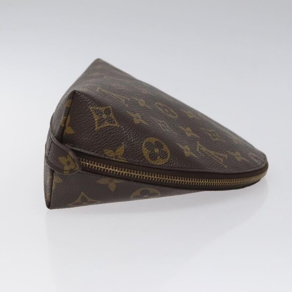 LOUIS VUITTON Monogram Trousse Demi Ronde Cosmetic Pouch M47520 LV Auth 126544 - Picture 5 of 16